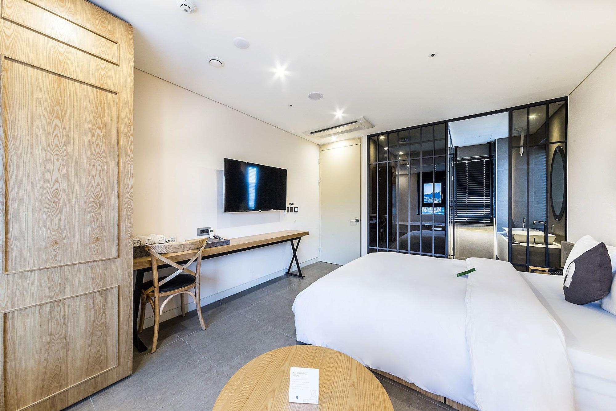 Hotel The Designers Seoul Station Екстериор снимка