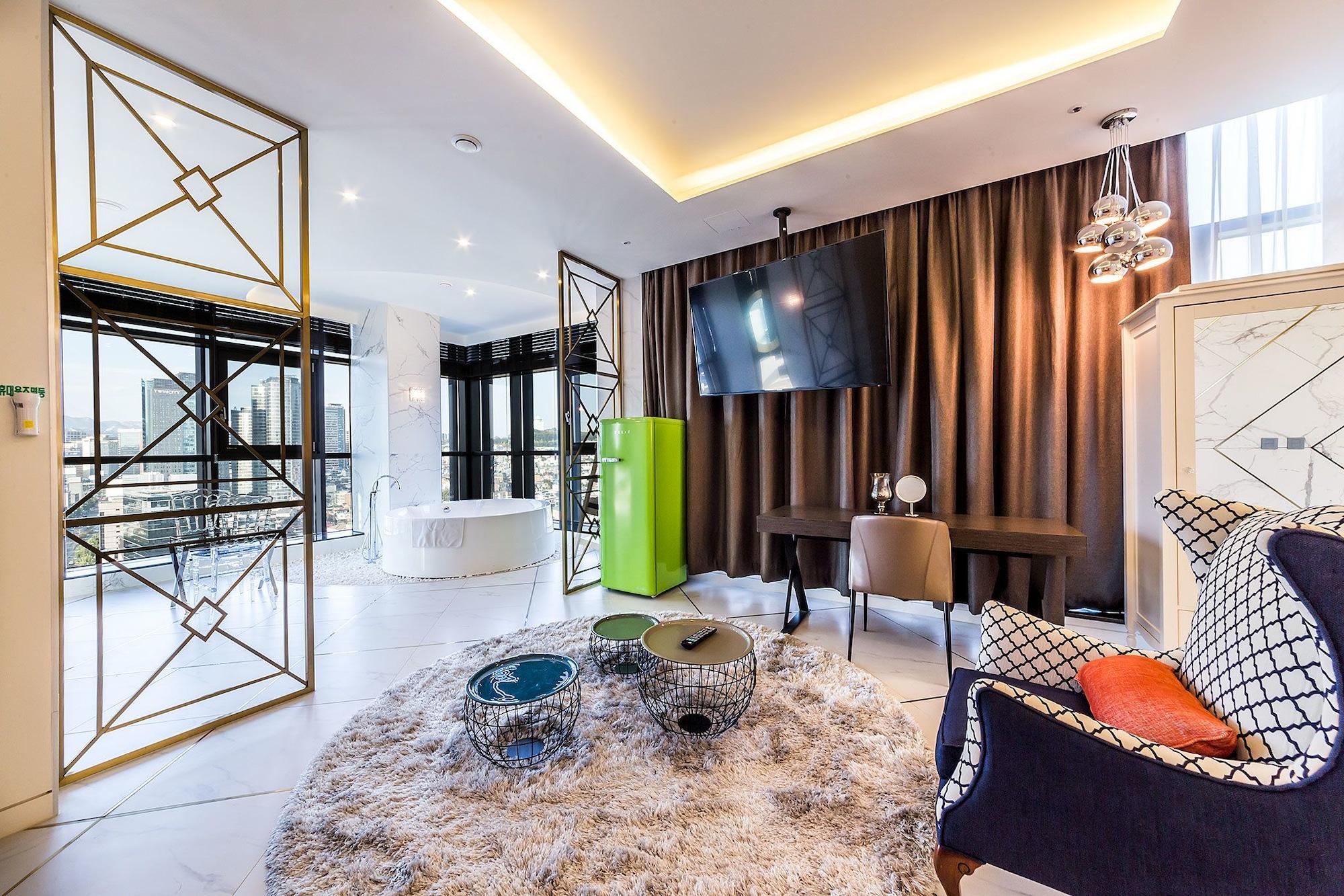 Hotel The Designers Seoul Station Екстериор снимка