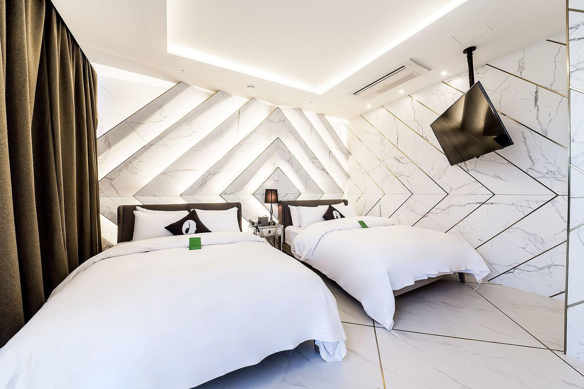 Hotel The Designers Seoul Station Екстериор снимка