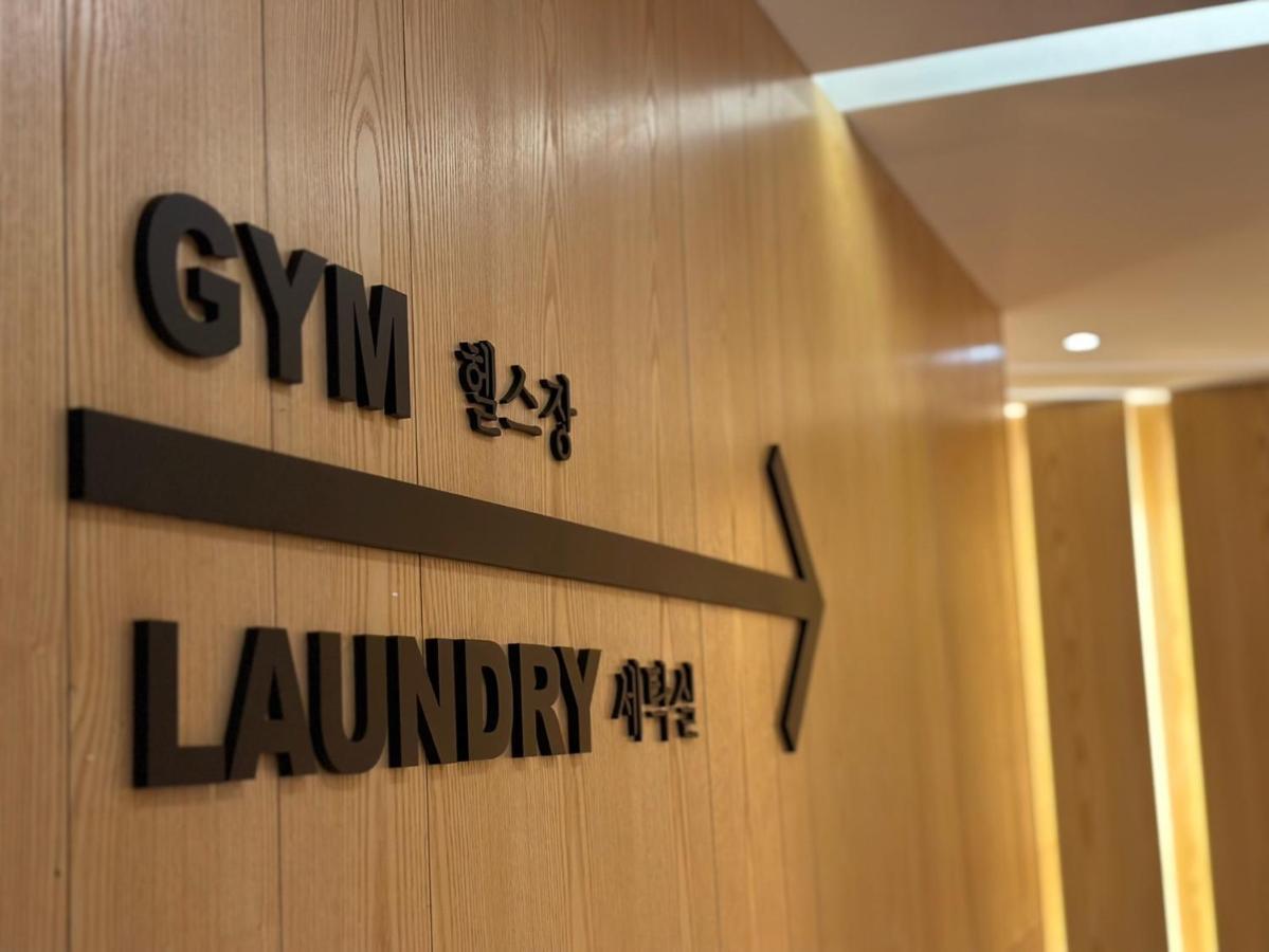 Hotel The Designers Seoul Station Екстериор снимка