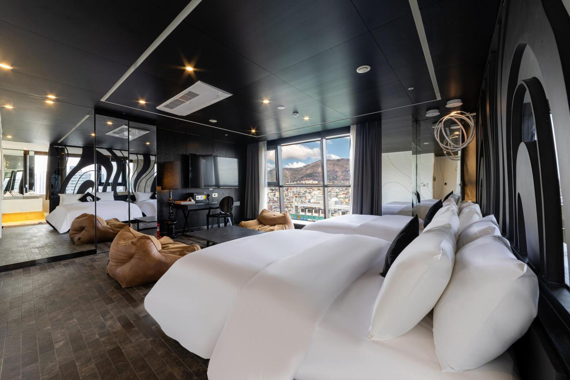 Hotel The Designers Seoul Station Екстериор снимка