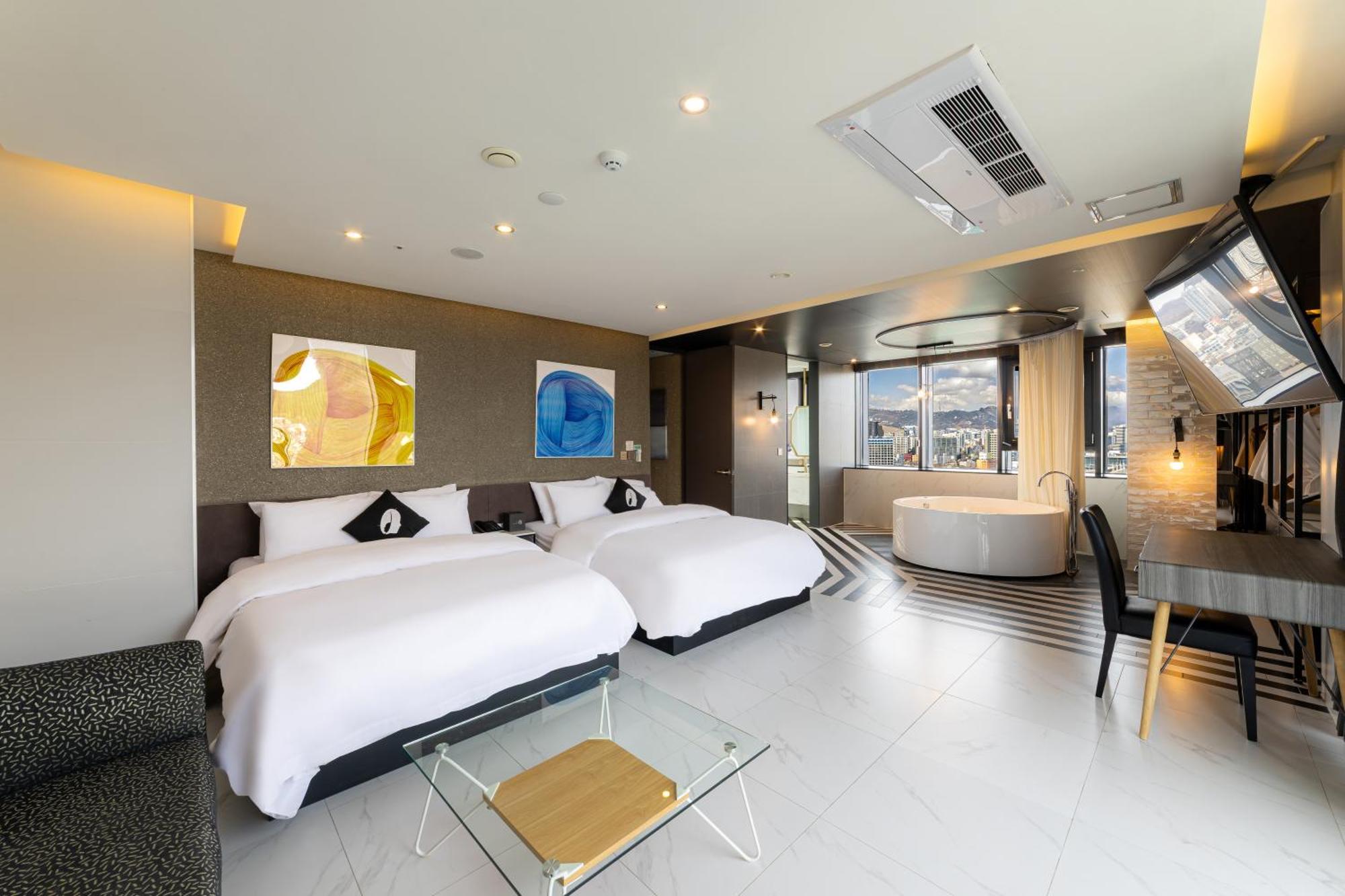 Hotel The Designers Seoul Station Екстериор снимка