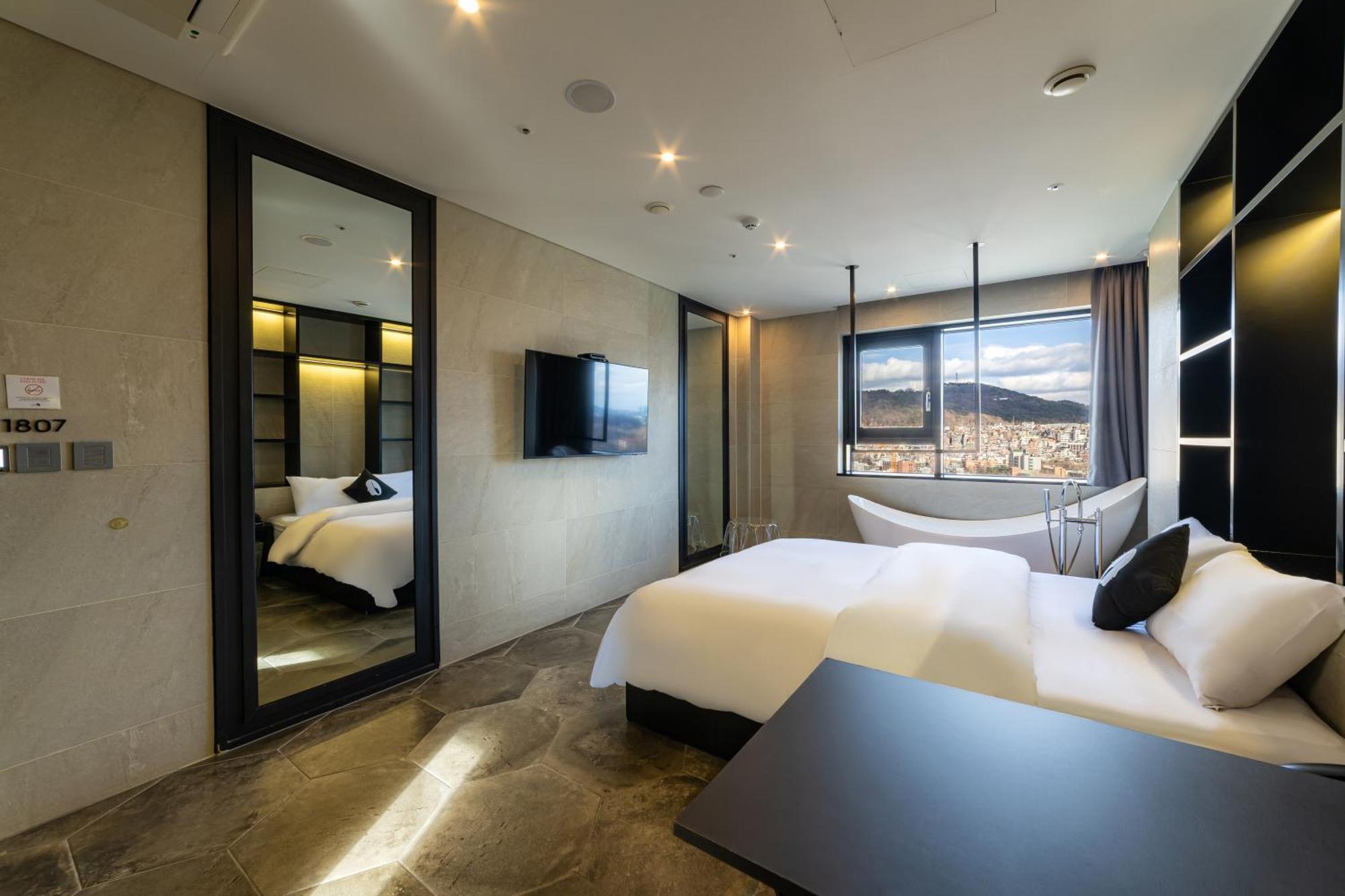 Hotel The Designers Seoul Station Екстериор снимка