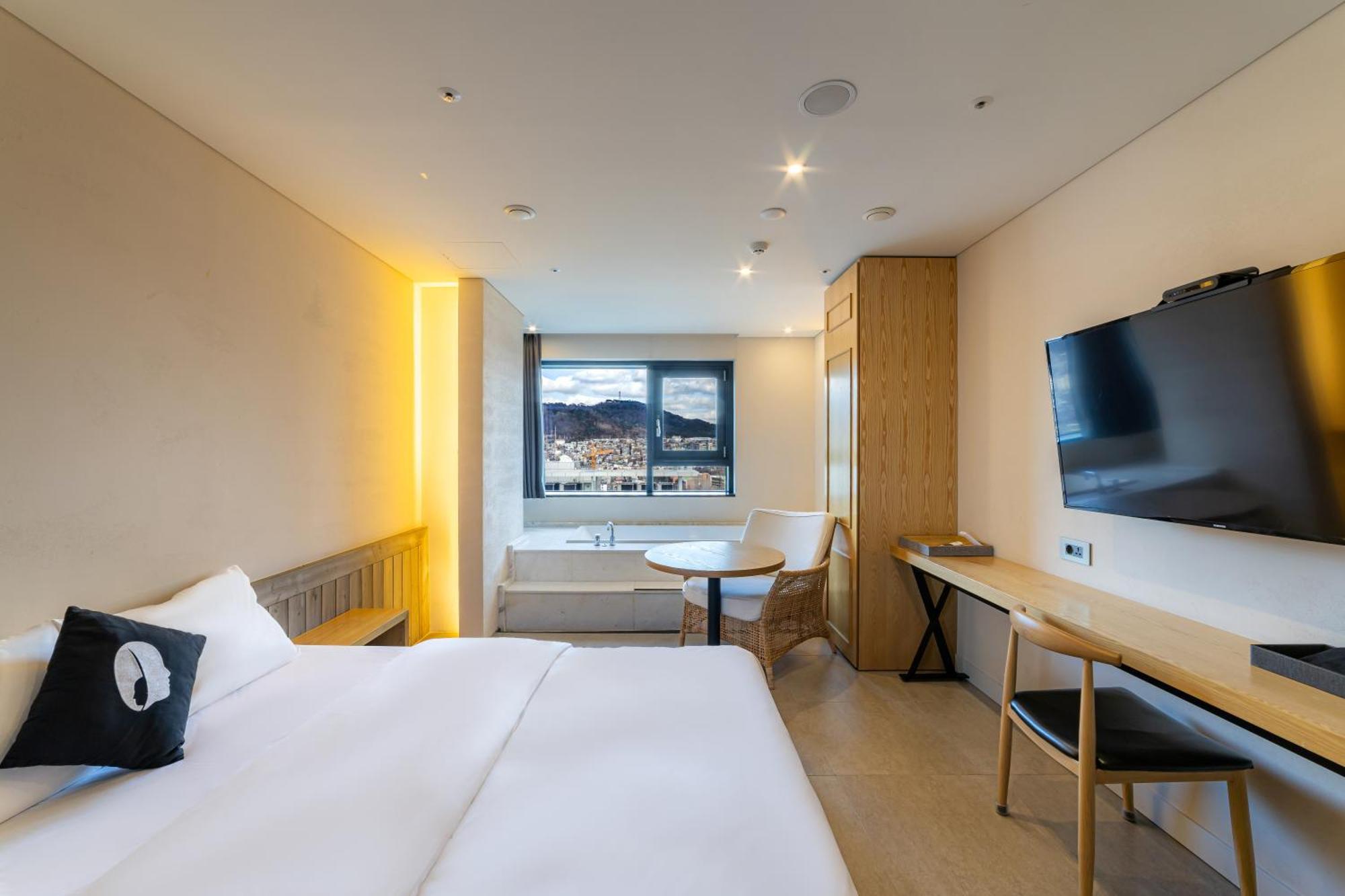 Hotel The Designers Seoul Station Екстериор снимка